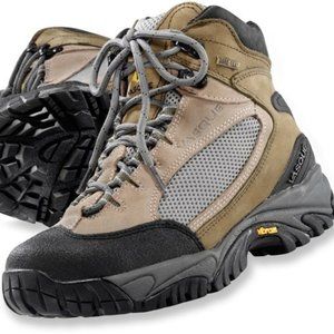 NWT Vasque Mica II GTX Waterproof Hiking Boots - 6.5 Wide